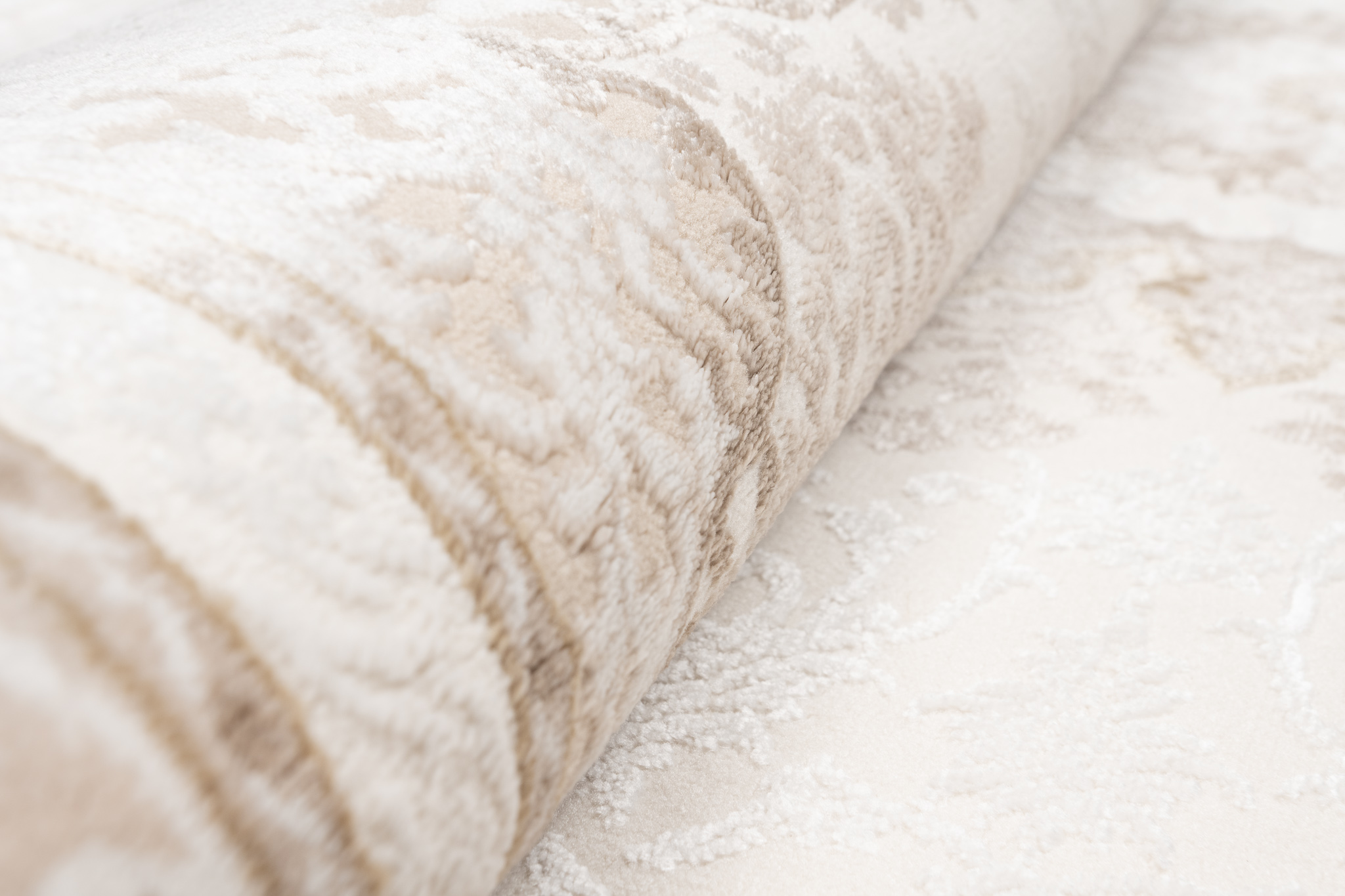 Alfombra Clásica Piso Corto Beige Crema Brillante Floral Borde Salón ÖKOTEX - Imagen 7 de 30